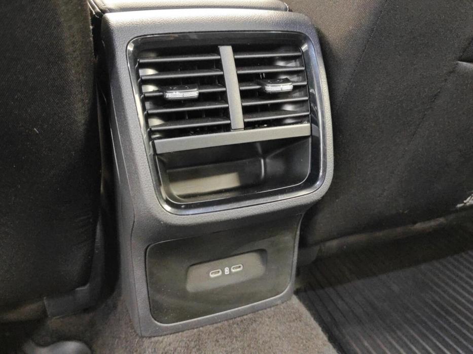 SKODA OCTAVIA 2024