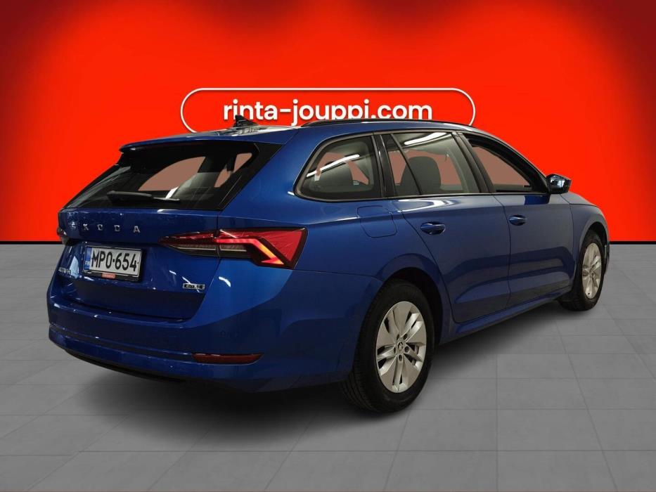 SKODA OCTAVIA 2024