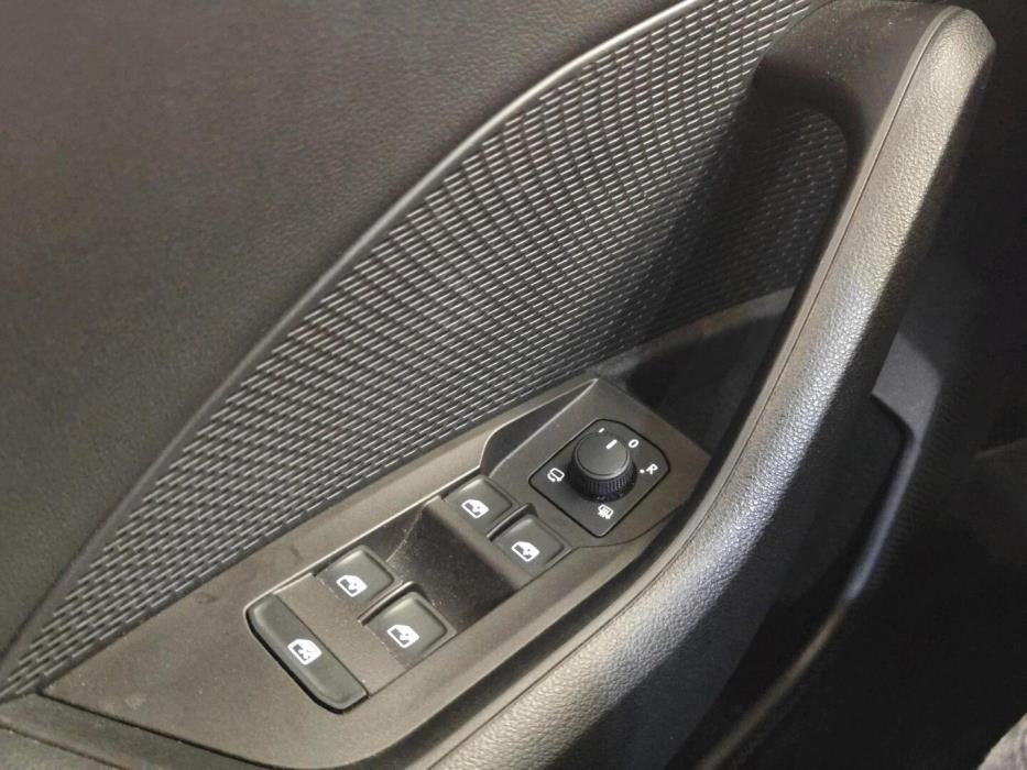 SKODA OCTAVIA 2024