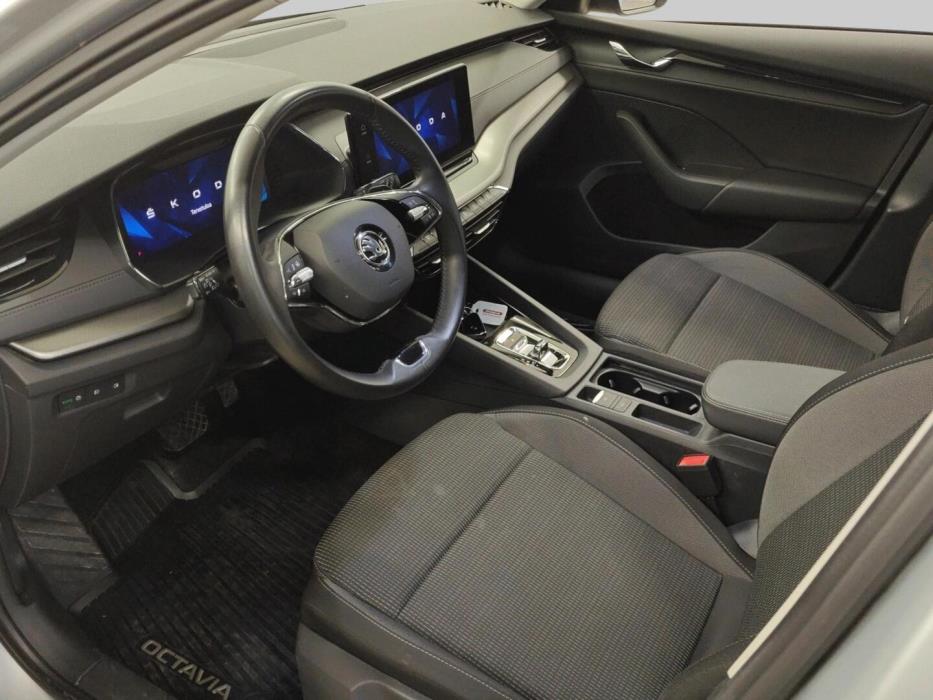 SKODA Octavia 2024