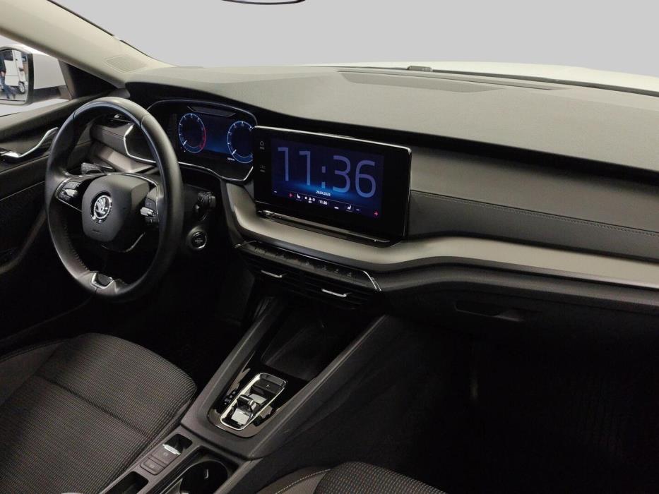 SKODA OCTAVIA 2024