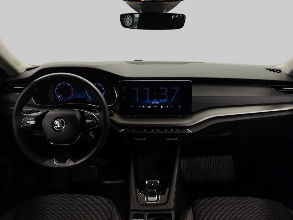 SKODA OCTAVIA 2024