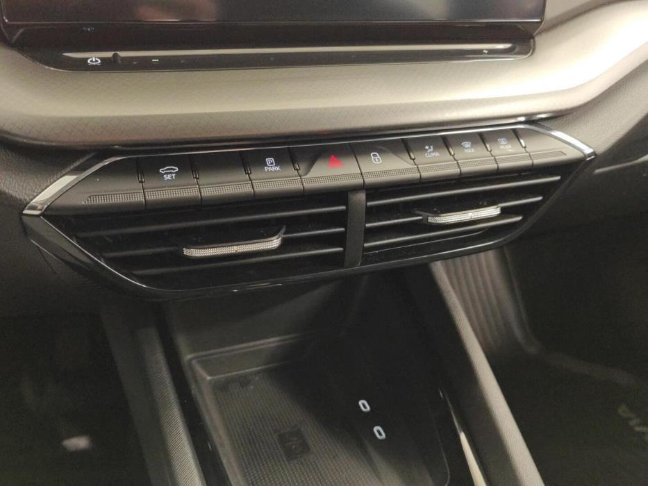 SKODA OCTAVIA 2024