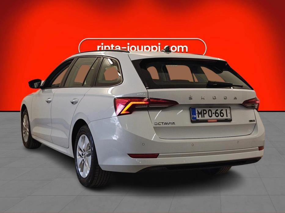 SKODA OCTAVIA 2024