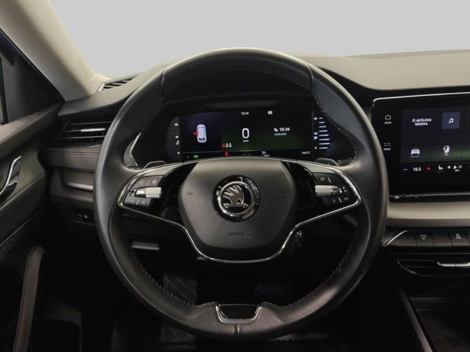 SKODA Octavia 2024