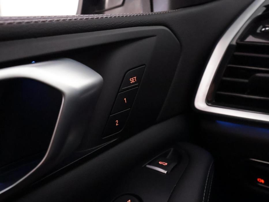 BMW X5 2023