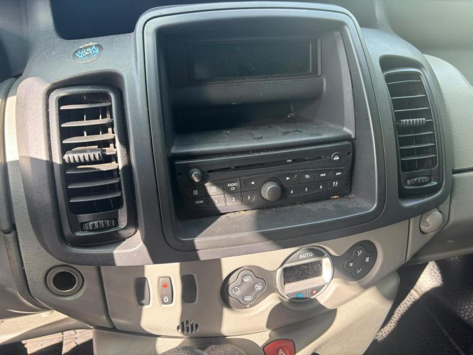 NISSAN Primastar 2010
