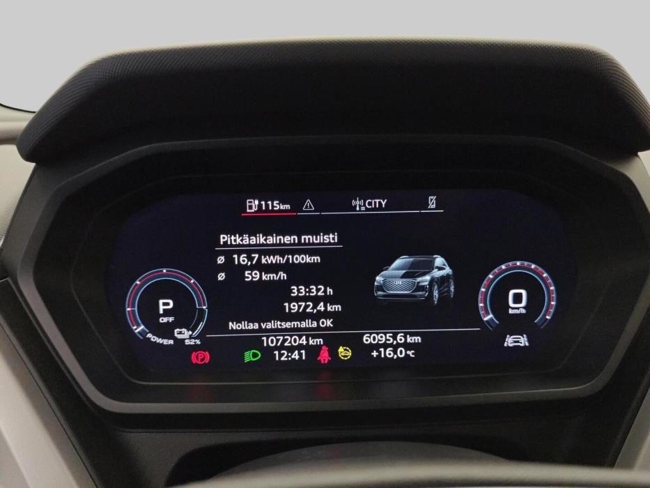 AUDI Q4 e-tron 2021