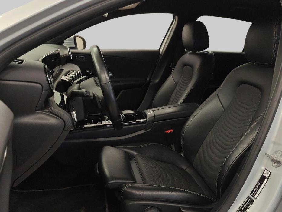 MERCEDES-BENZ A 2019