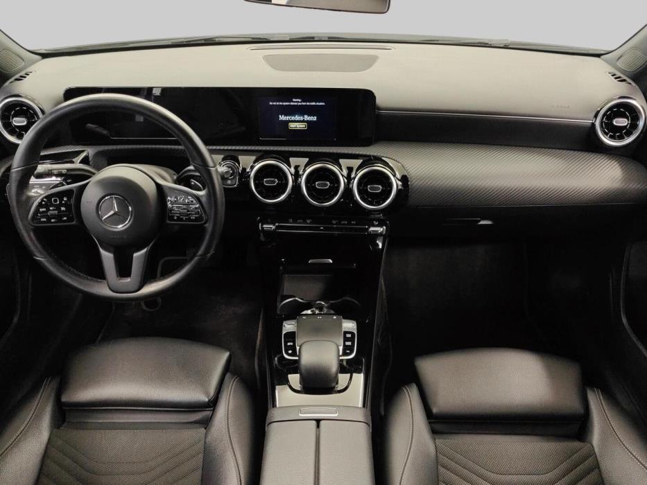 MERCEDES-BENZ A 2019