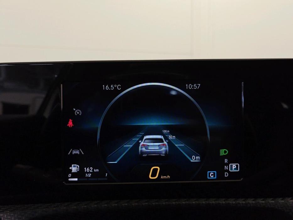 MERCEDES-BENZ A 2019