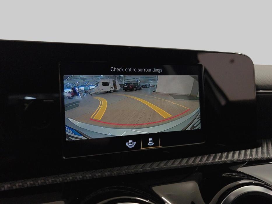 MERCEDES-BENZ A 2019
