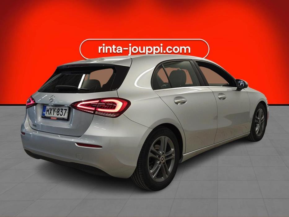 MERCEDES-BENZ A 2019
