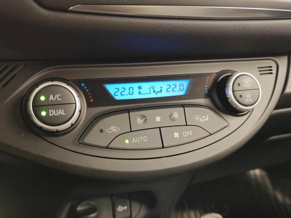 TOYOTA Yaris 2020