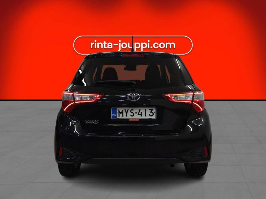 TOYOTA Yaris 2020