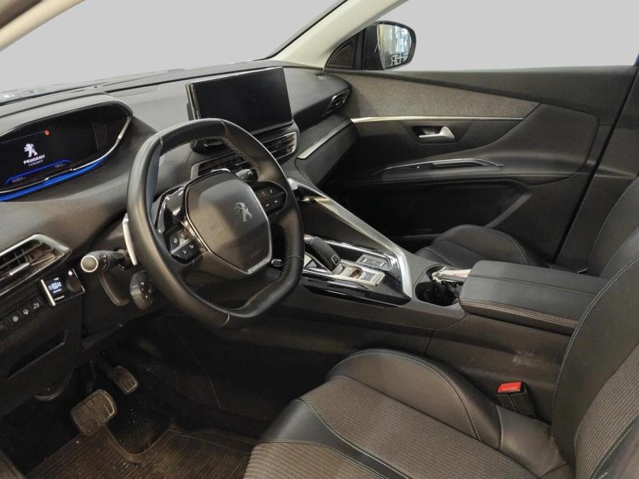 PEUGEOT 3008 2021