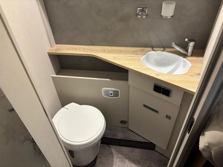 DETHLEFFS TREND I 7057DBM 2021