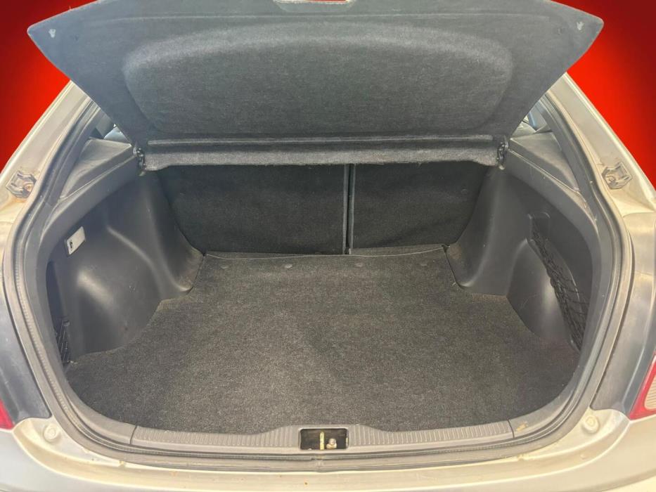 TOYOTA Corolla 2001