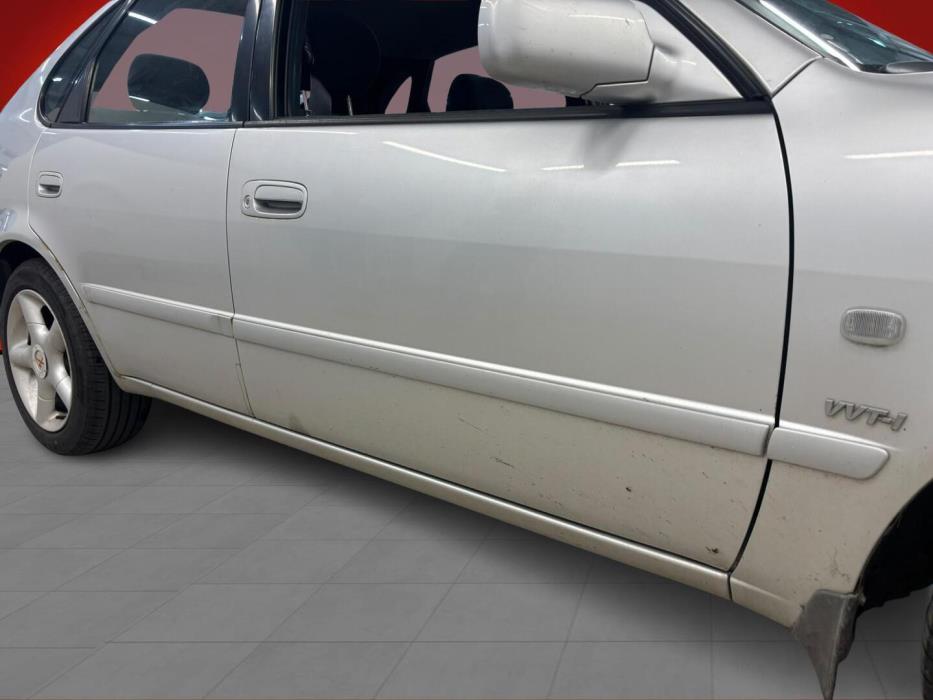 TOYOTA Corolla 2001