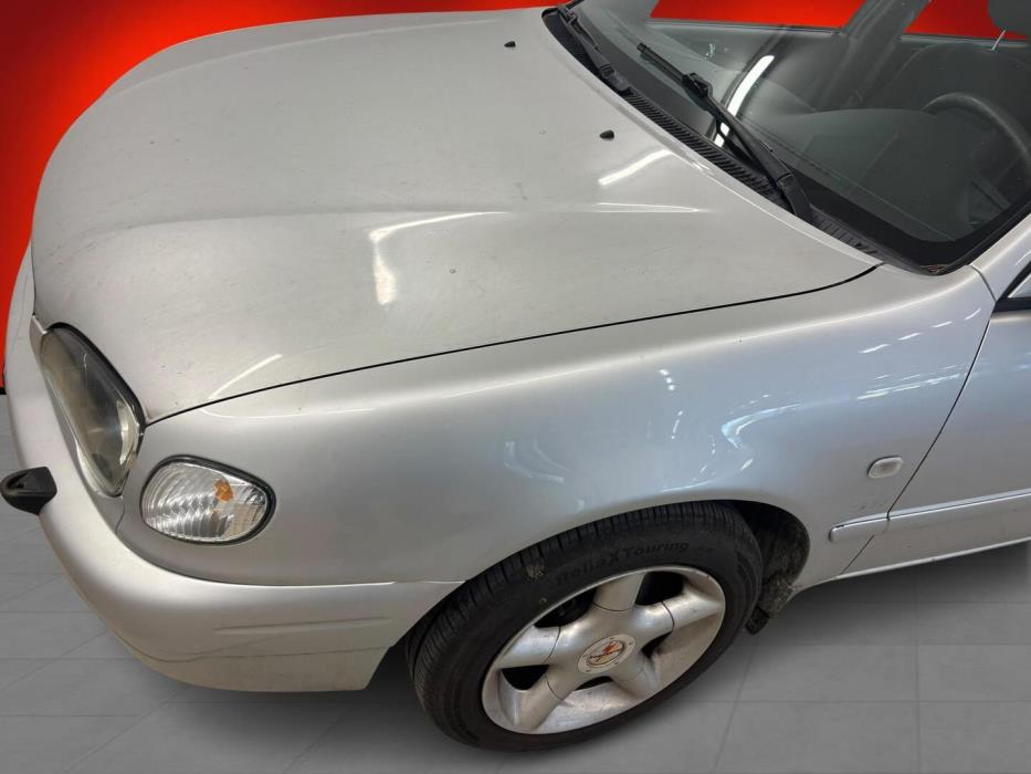 TOYOTA Corolla 2001
