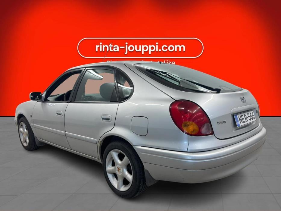 TOYOTA Corolla 2001