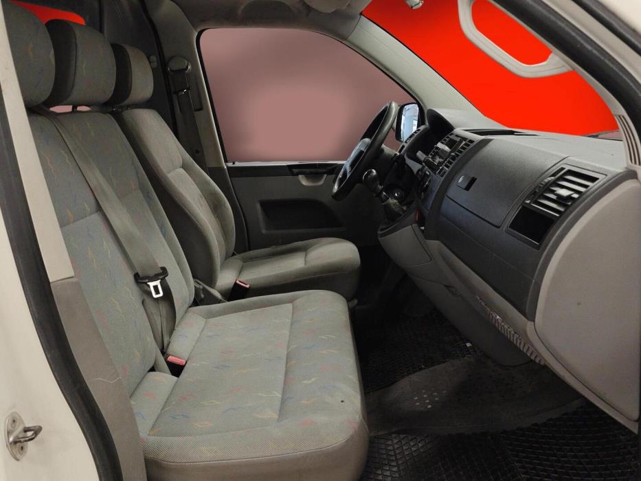 VOLKSWAGEN Transporter 2004