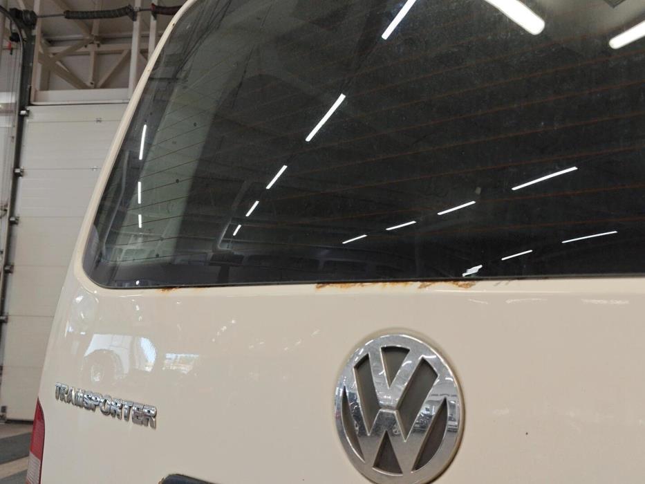VOLKSWAGEN Transporter 2004
