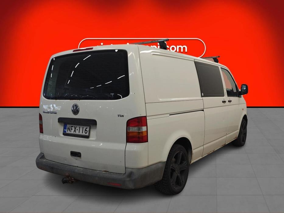 VOLKSWAGEN Transporter 2004