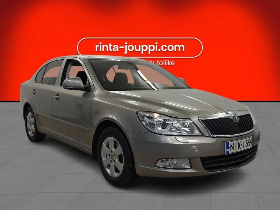 SKODA Octavia 2012