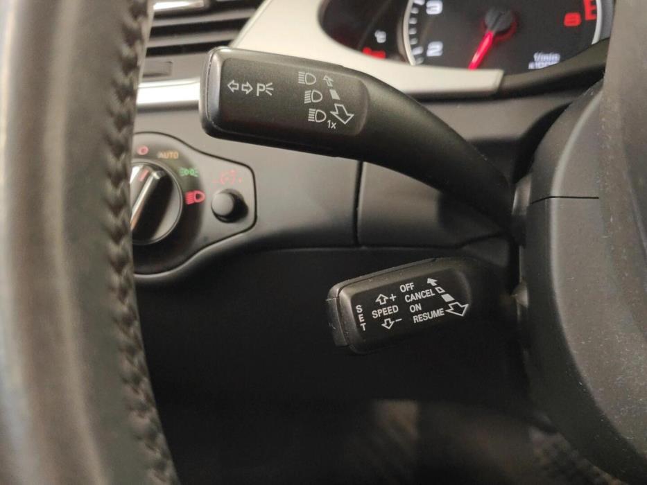 AUDI A4 2011