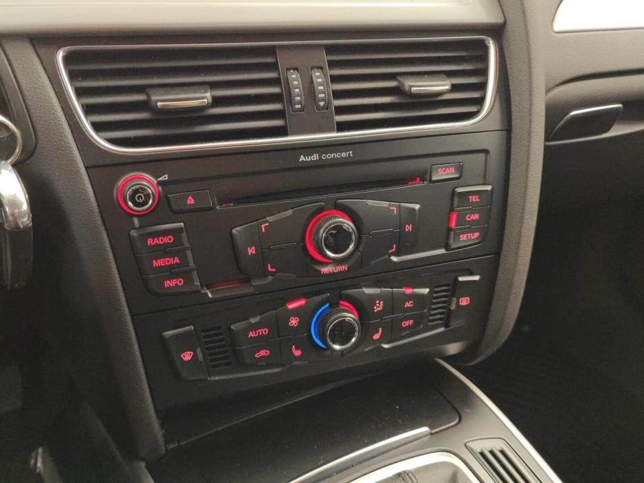 AUDI A4 2011