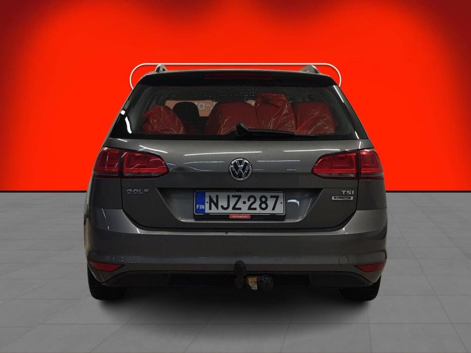 VOLKSWAGEN Golf 2015