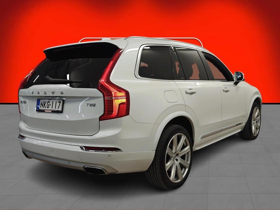 VOLVO XC90 2016