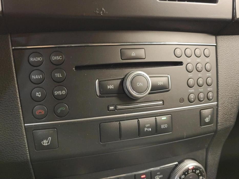 MERCEDES-BENZ GLK 2012