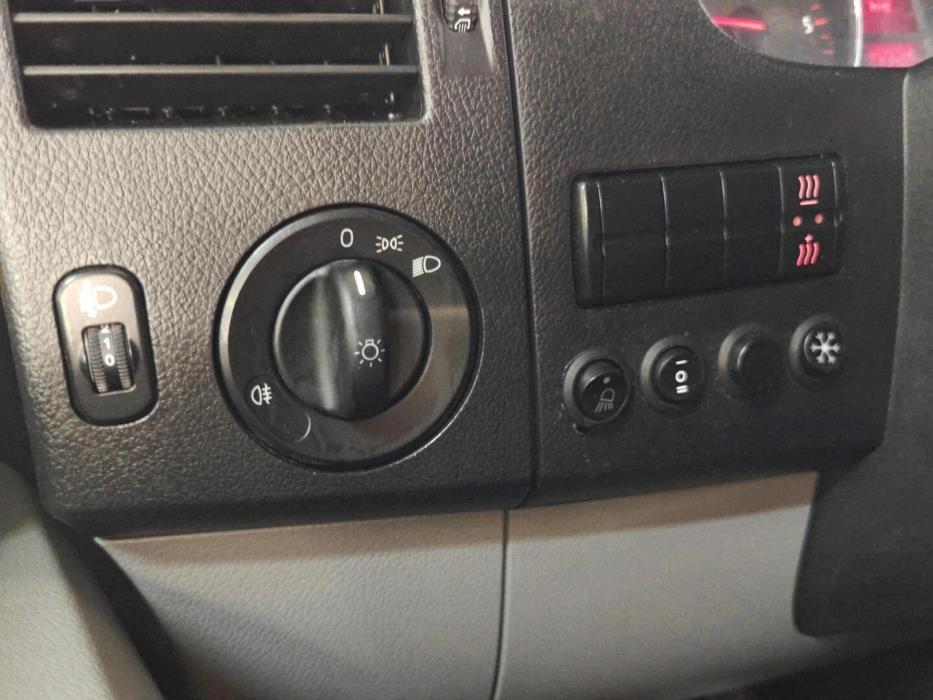 VOLKSWAGEN Crafter 2016