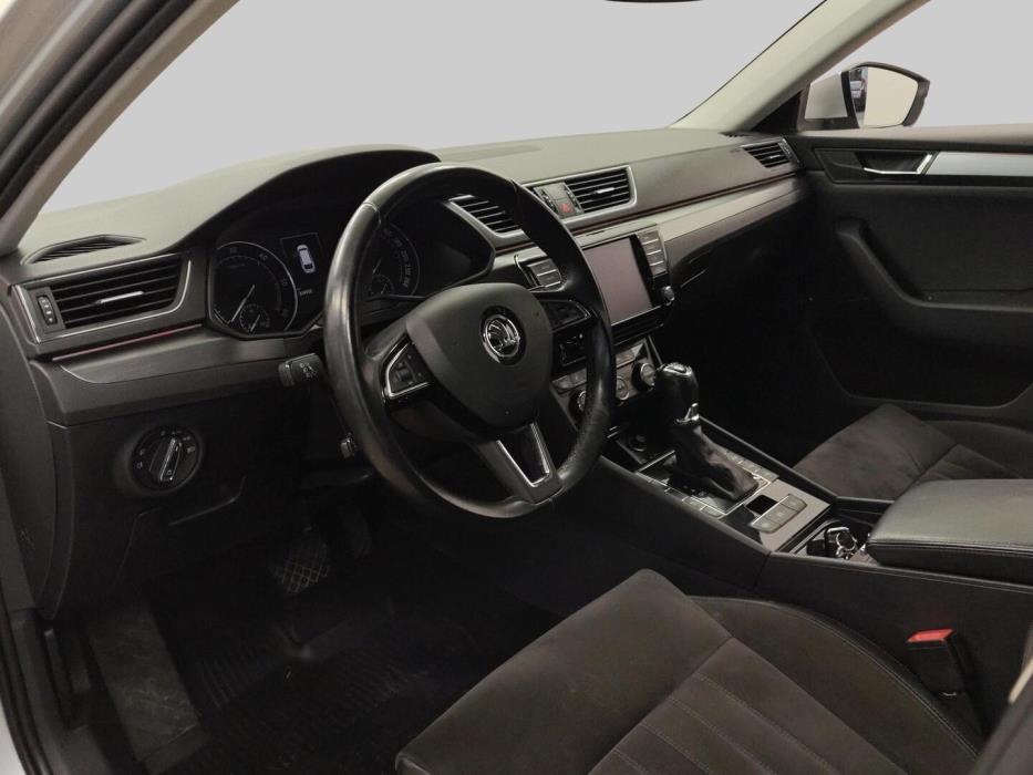 SKODA Superb 2017