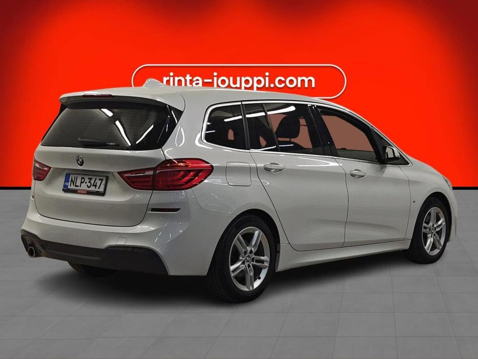 BMW 218 2019