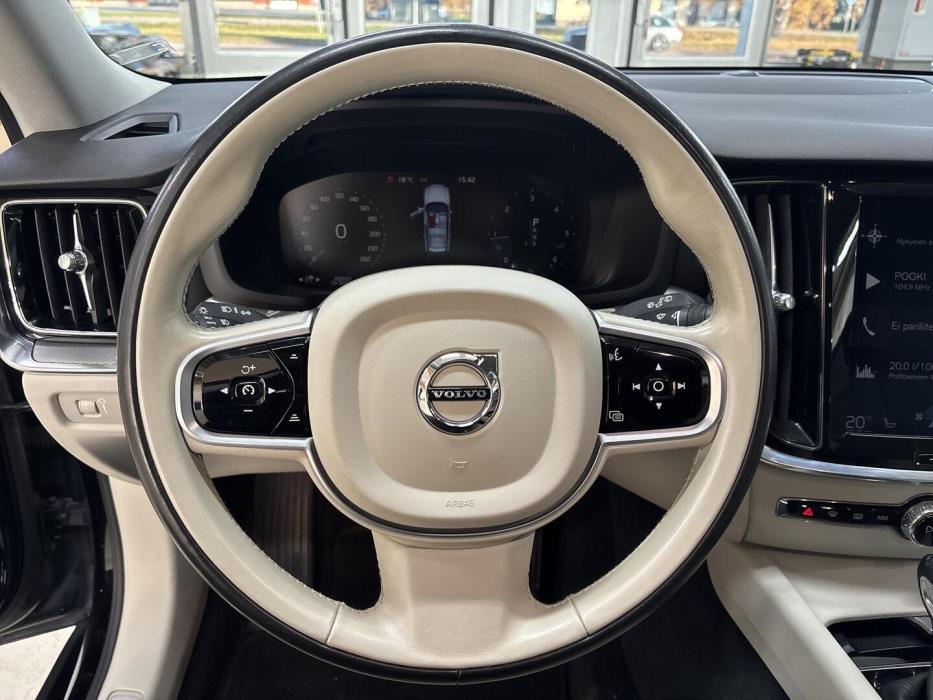 VOLVO V60 2019