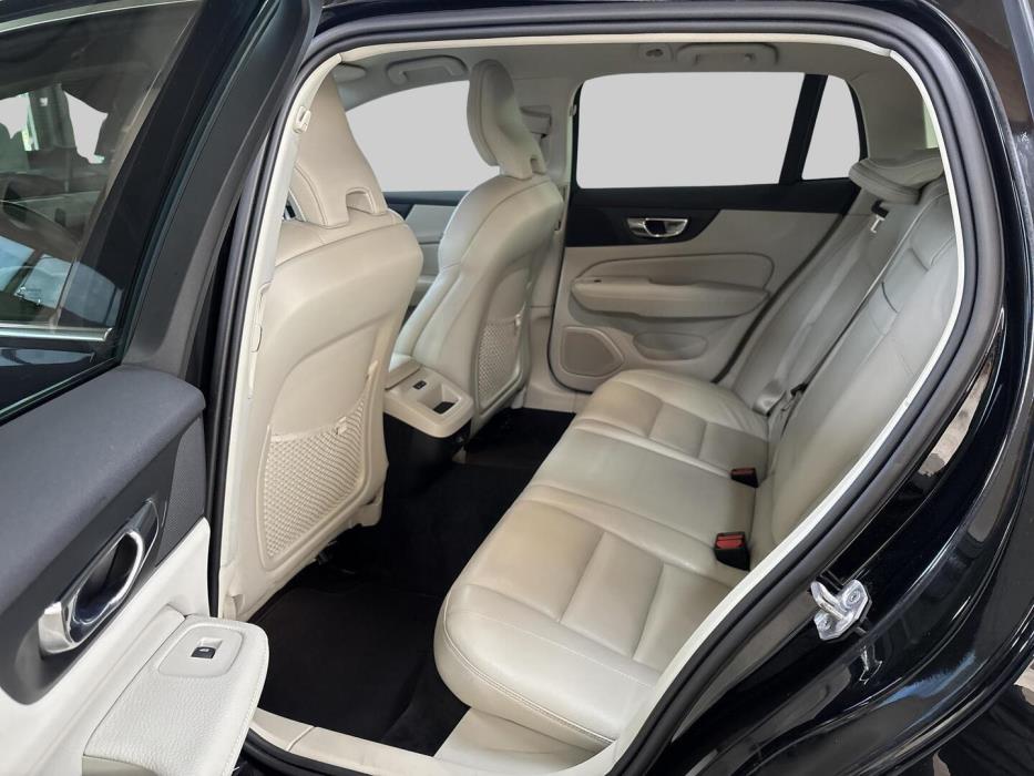 VOLVO V60 2019