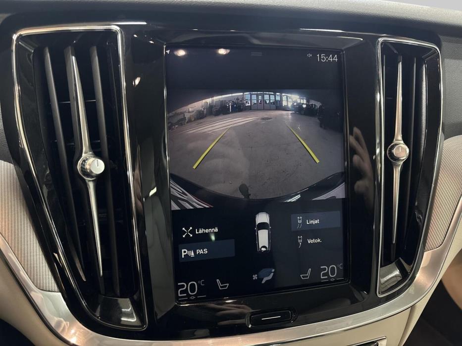 VOLVO V60 2019