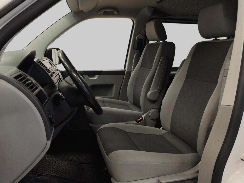 VOLKSWAGEN Transporter 2015