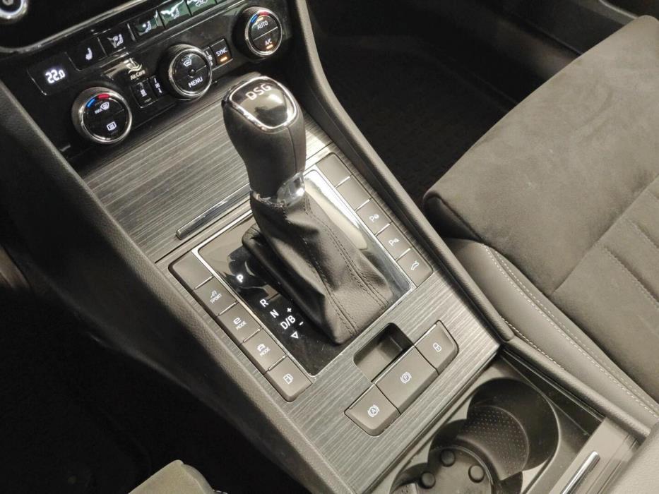 SKODA Superb 2021