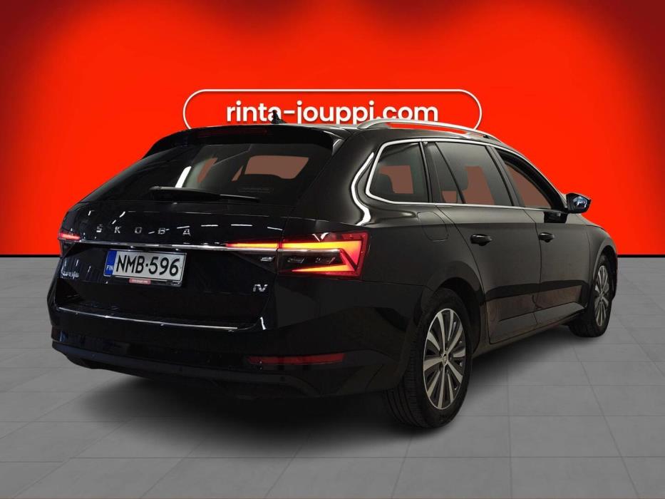 SKODA Superb 2021