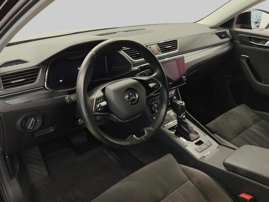 SKODA Superb 2021