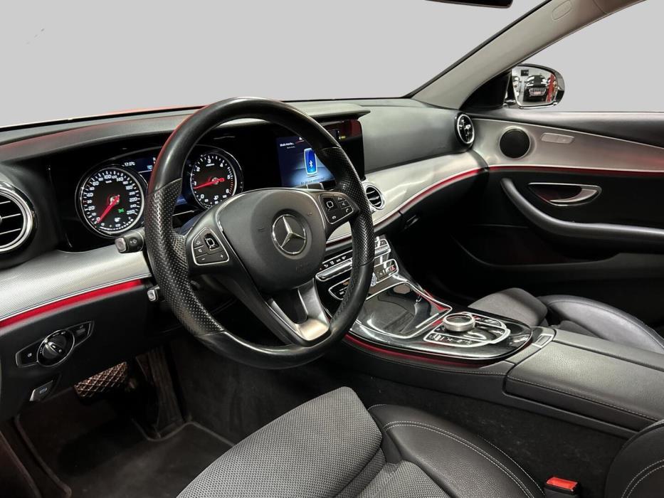 MERCEDES-BENZ E 2017