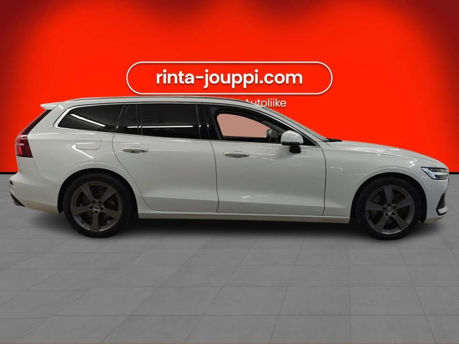 VOLVO V60 2020