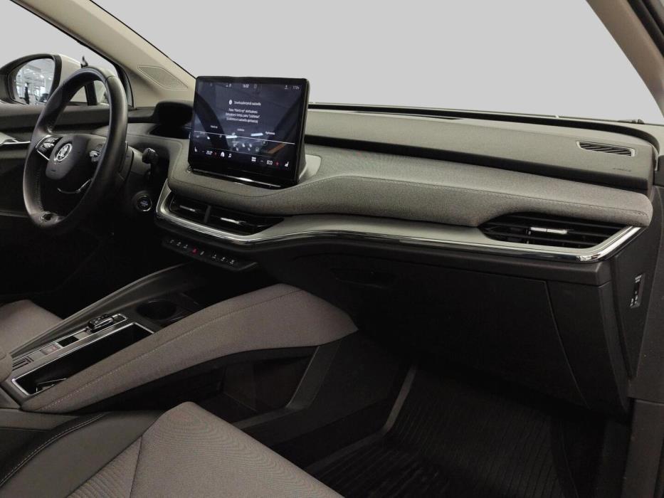 SKODA Enyaq 2024