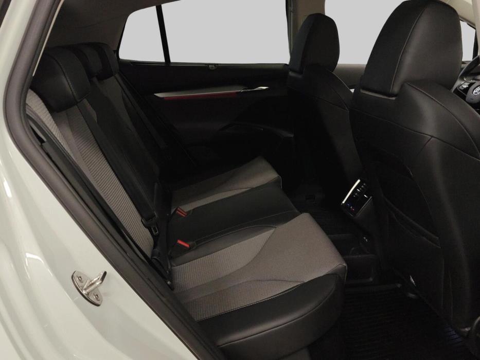 SKODA Enyaq 2024