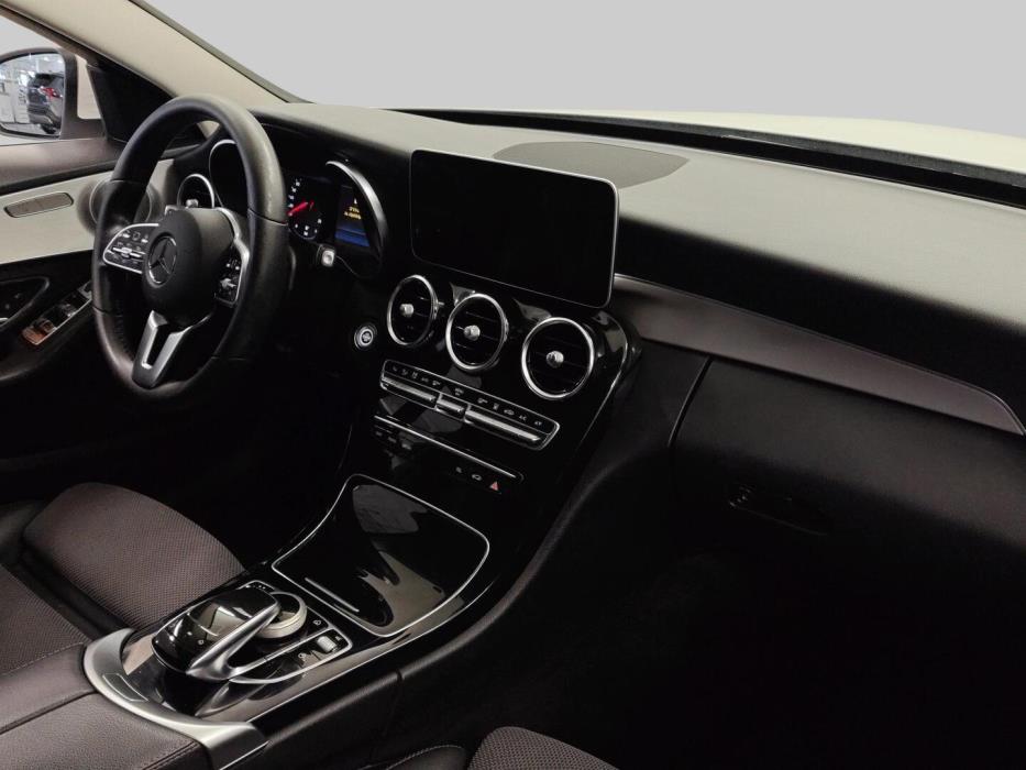 MERCEDES-BENZ C 2019