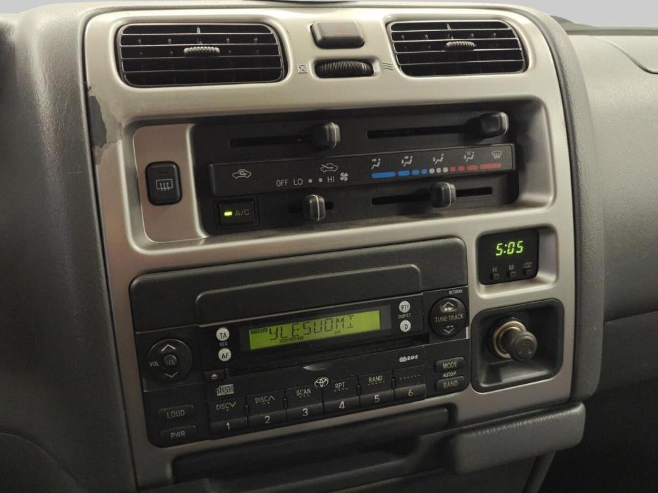 TOYOTA HIACE 2006